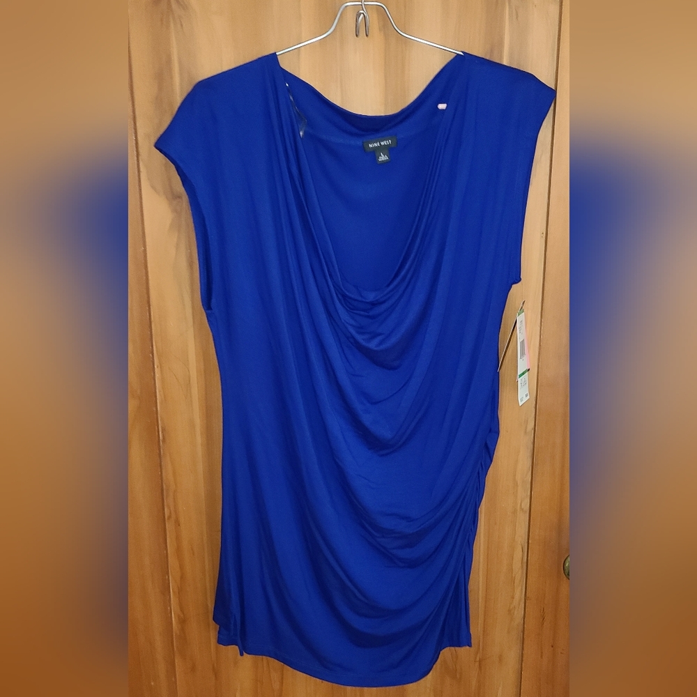 🆕️ Nine West Cowlneck Top